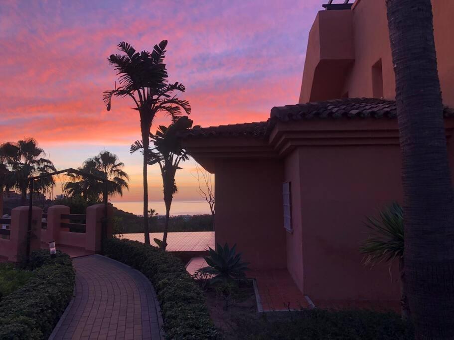 Schoenes Penthouse Mit Meerblick Pura Vida Bahia de Casares エクステリア 写真